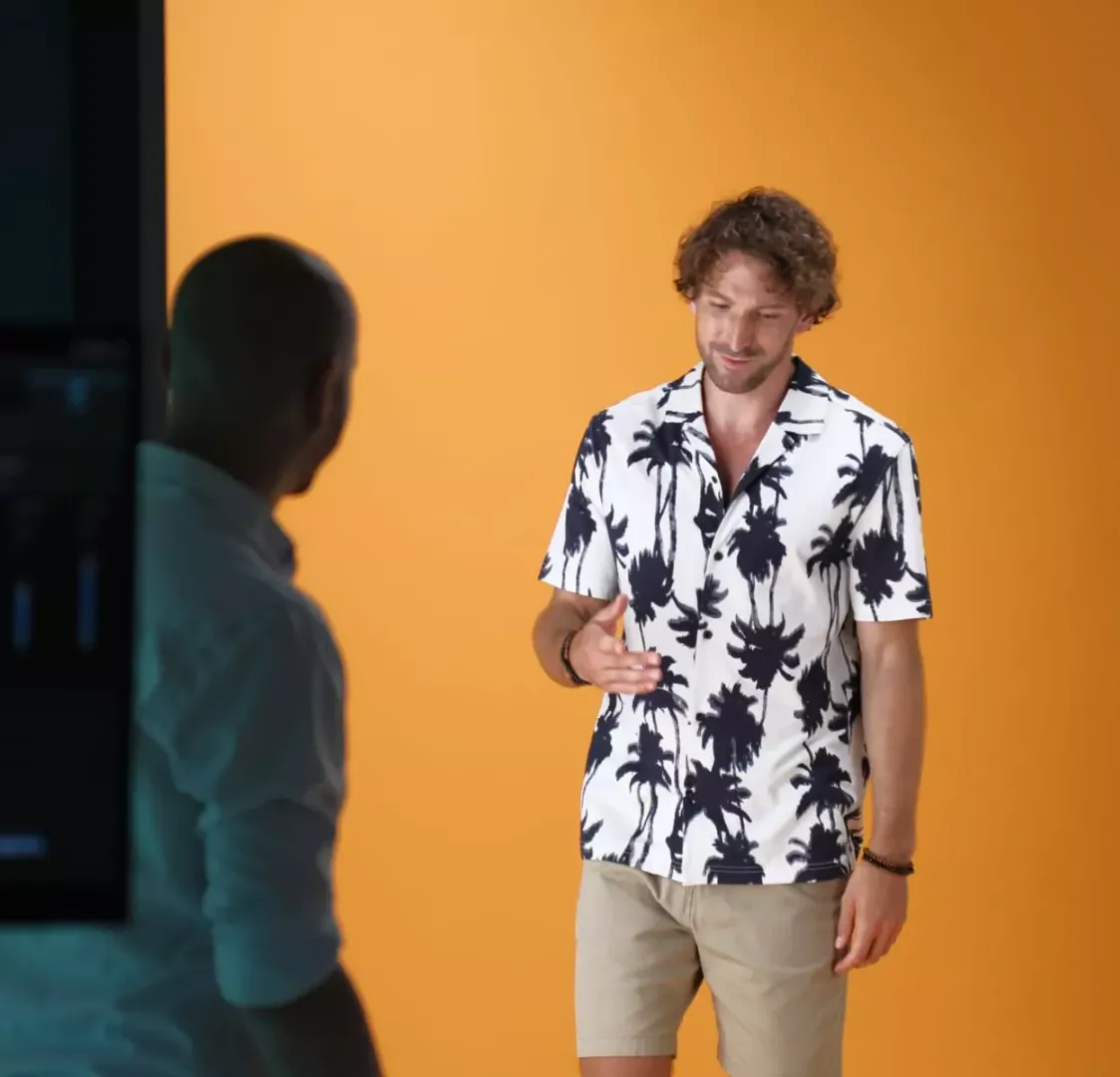 Automatiserad fotografering med livemodell med Orbitvu